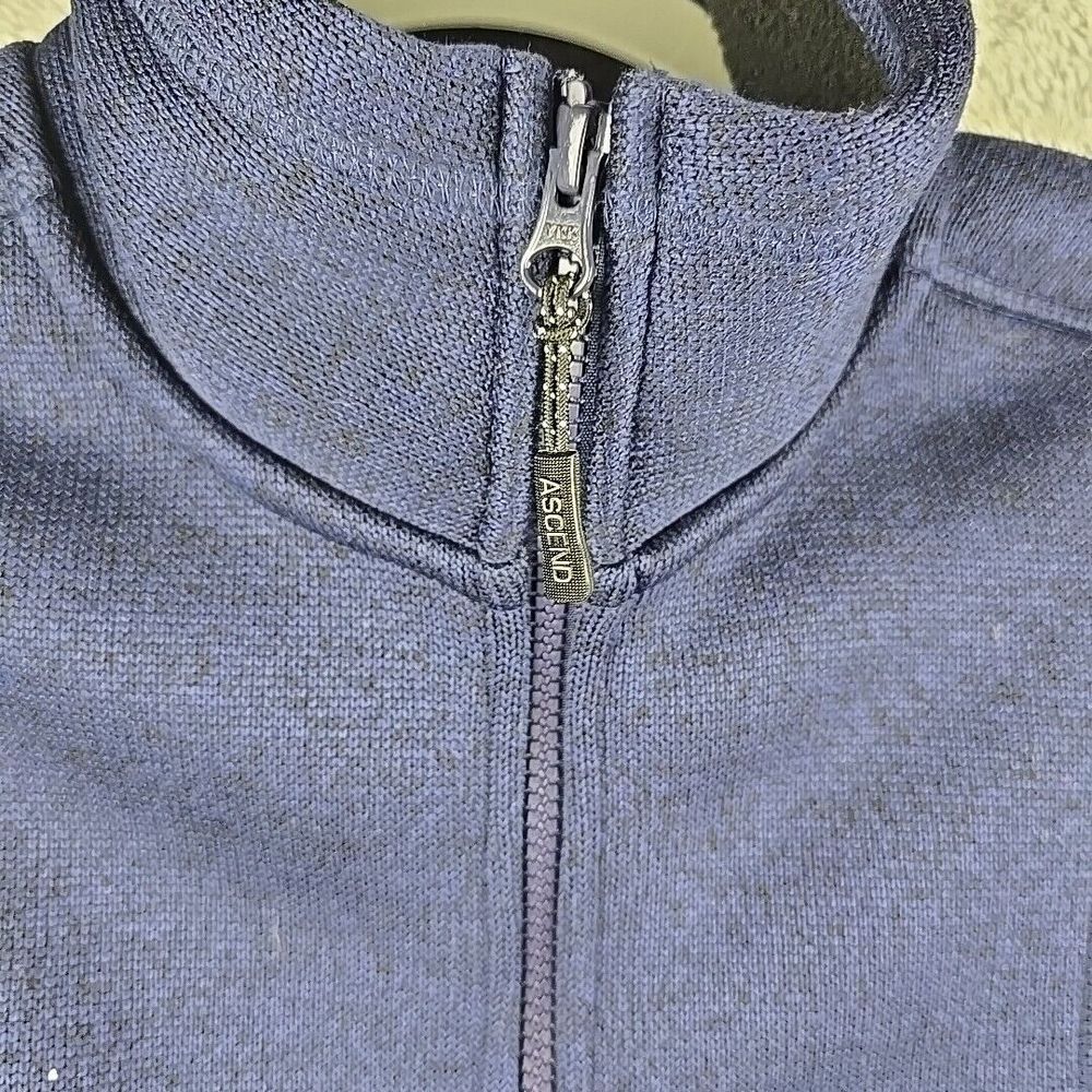 Ascend Vest Women Size Medium Blue Sweater Fleece Quilted‎ Full Zip Outdoors - Picture 5 of 9